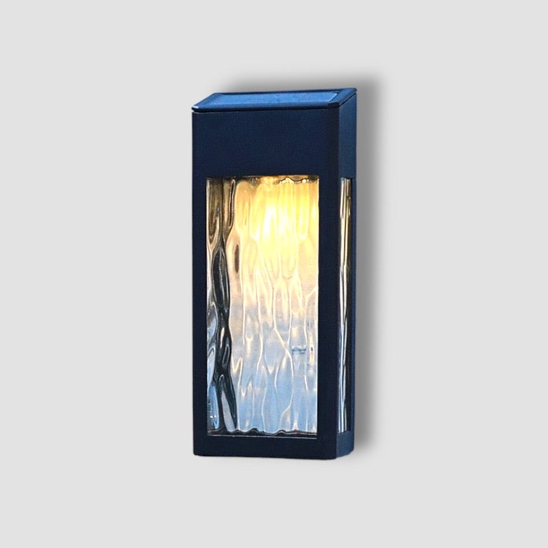 Utomhusvägglampa med solceller