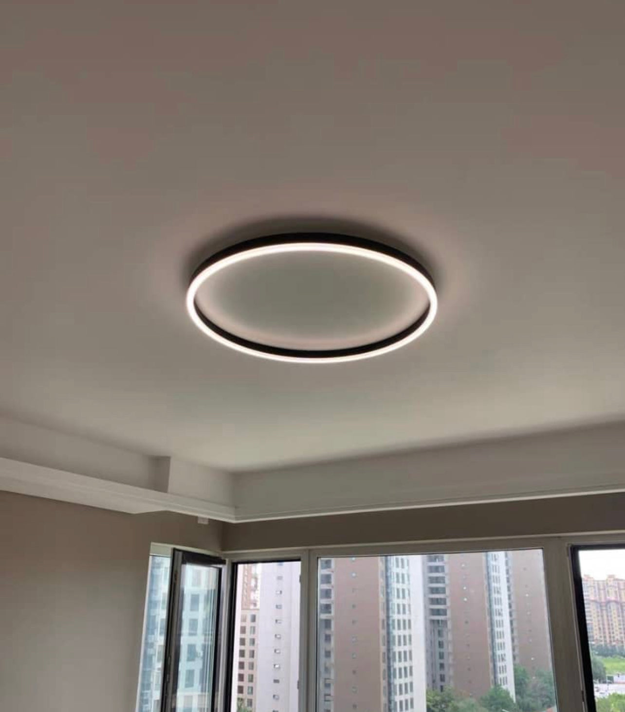 Plafonnier moderne LED de forme ronde