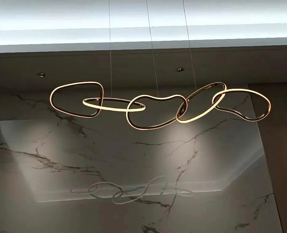 Moderne LED ovale cirkel hanglamp met gouden afwerking