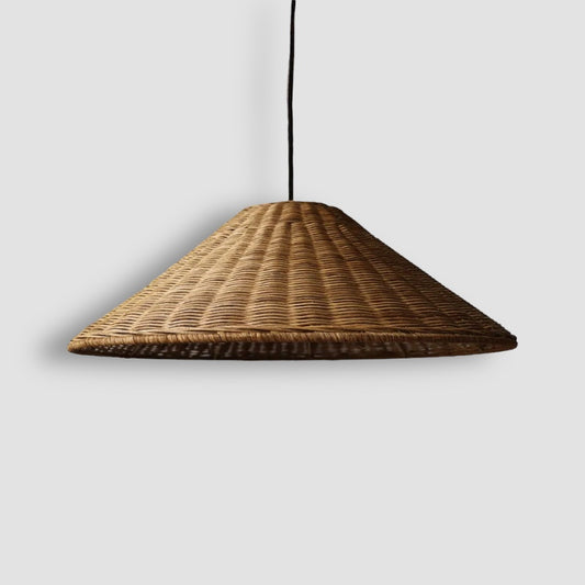 Kronleuchter aus Bambus und Rattan