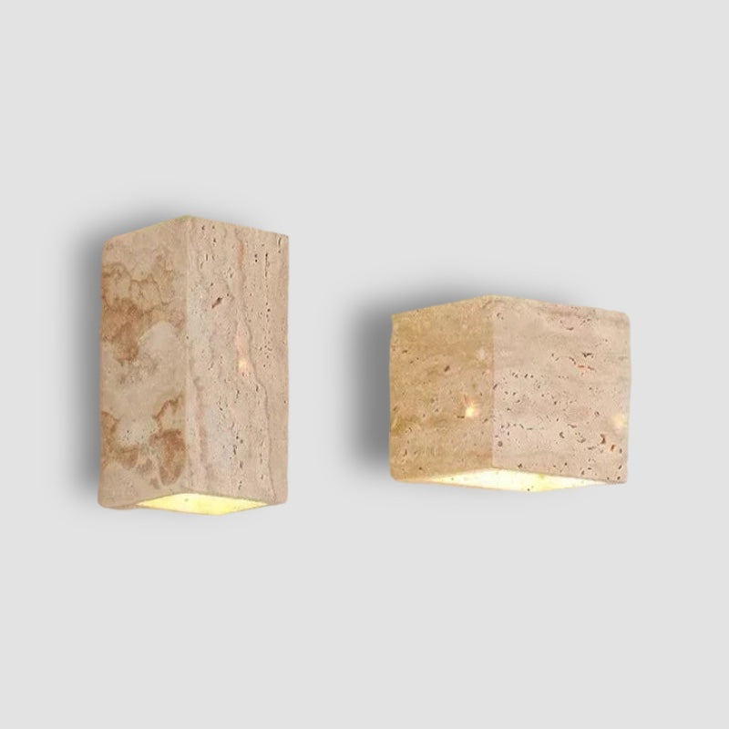Wandlamp van gele steen