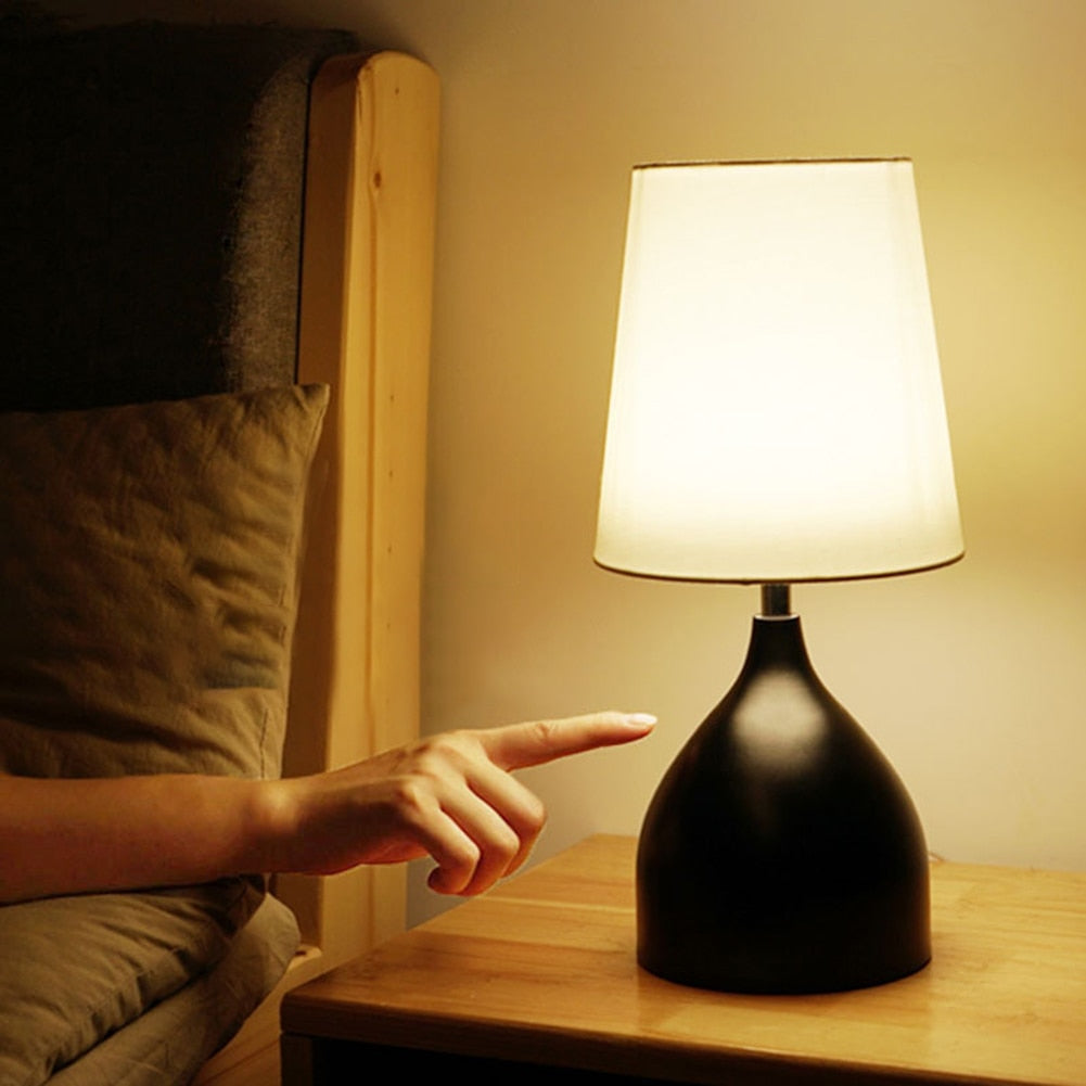 Modern LED-bordslampa för sovrum