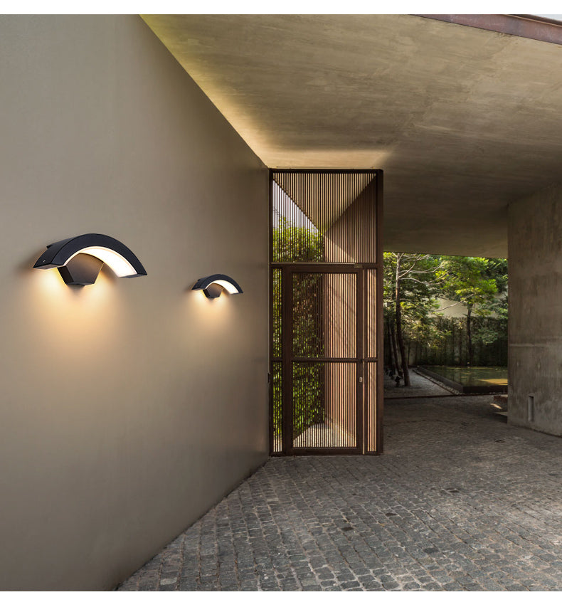 Lámpara de pared moderna de jardín con sensor de movimiento