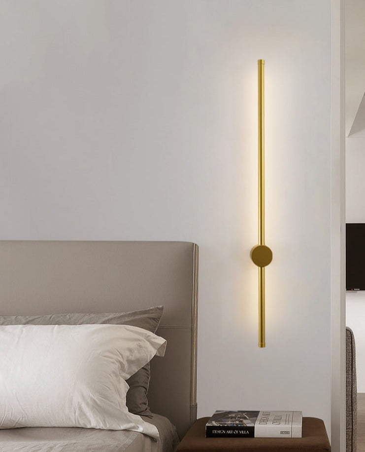 Nordic Rod Vägglampa med stickkontakt
