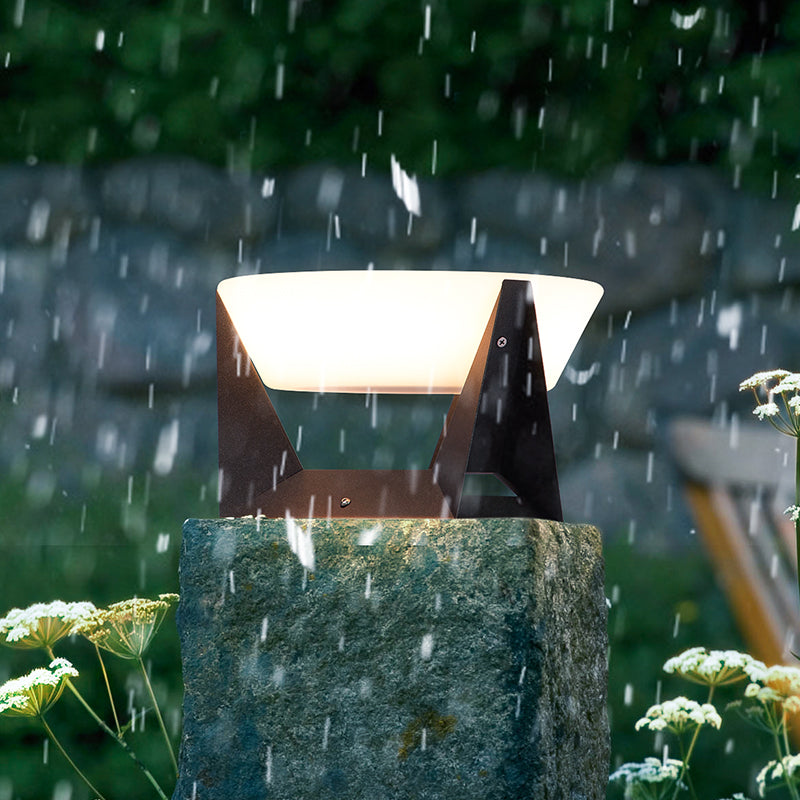 LXL Round Solar Light