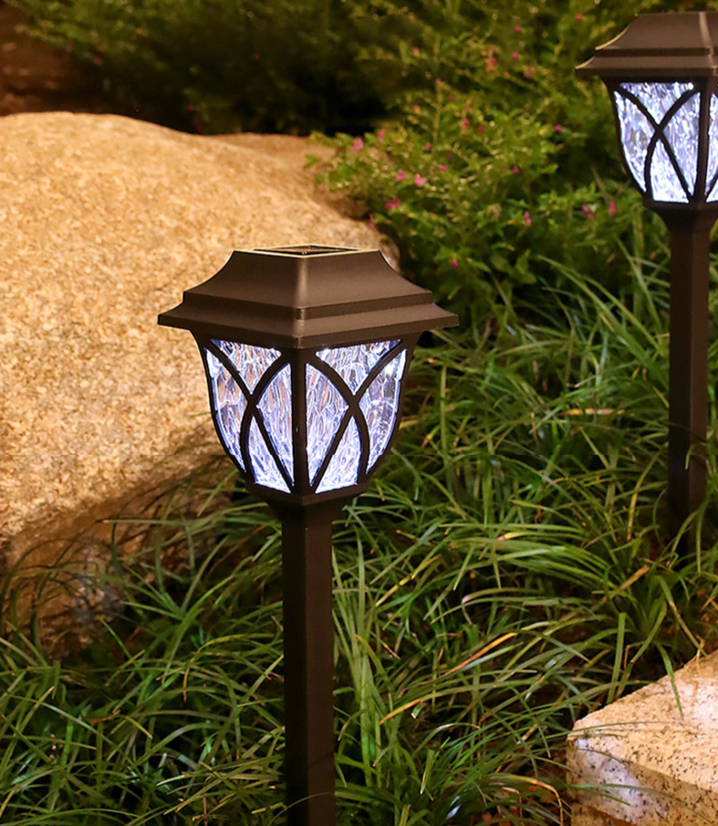 Imperial Garden Solar Light