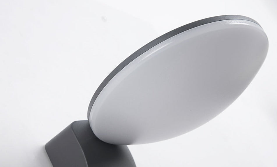 VZN Solar Wall Light
