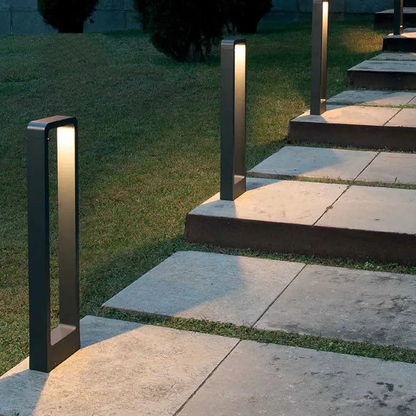 Lampe étanche pour pelouse