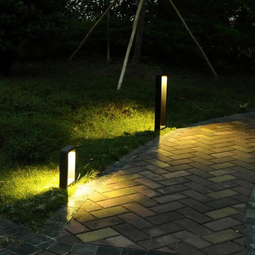 Lampe étanche pour pelouse