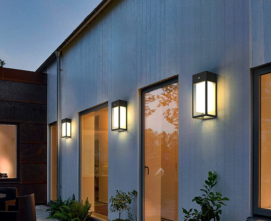 VZN Modern Solar Wall Light