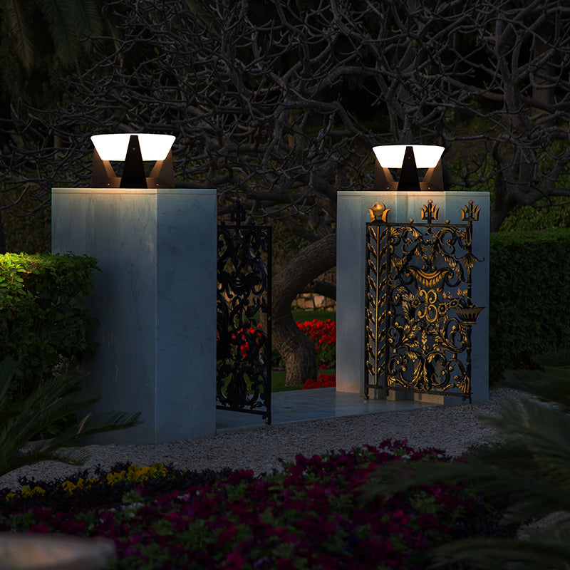 LXL Round Solar Light