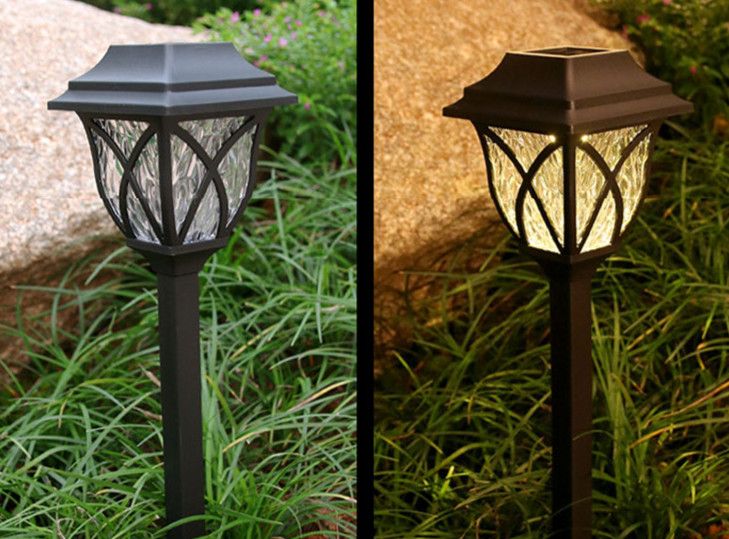 Imperial Garden Solar Light