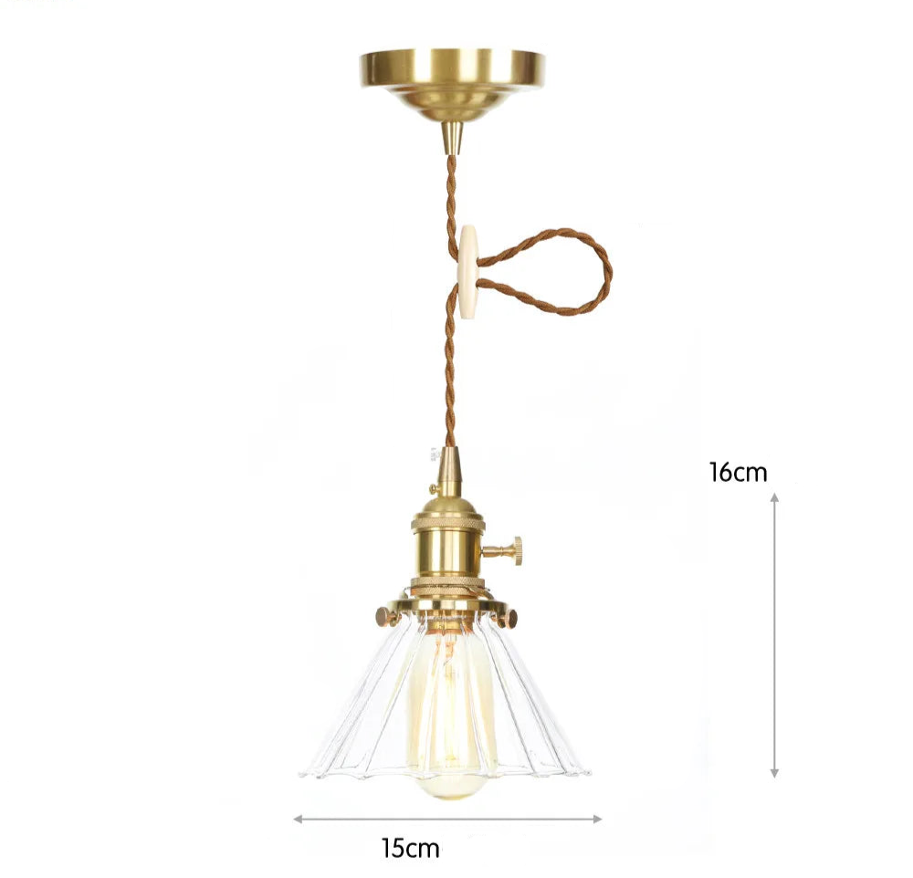 Lampada a sospensione vintage in vetro europeo con dettagli in ottone