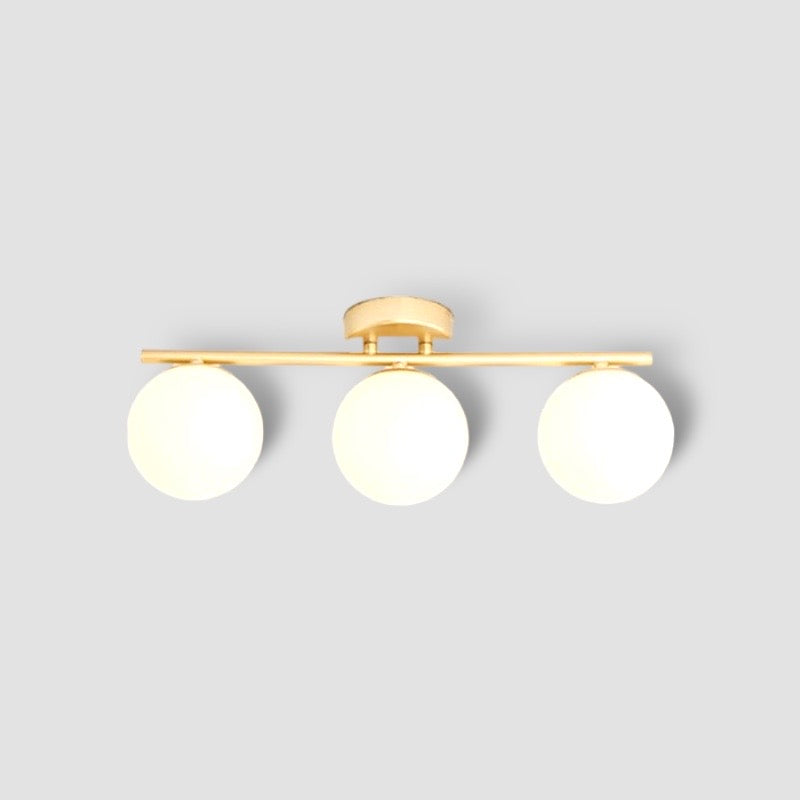 Scandinavische gouden plafondlamp met witte gloeilampen