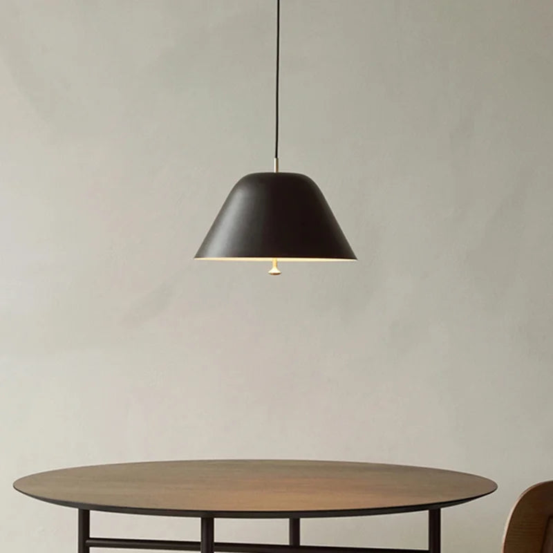 Scandinavische hanglamp met minimalistisch design