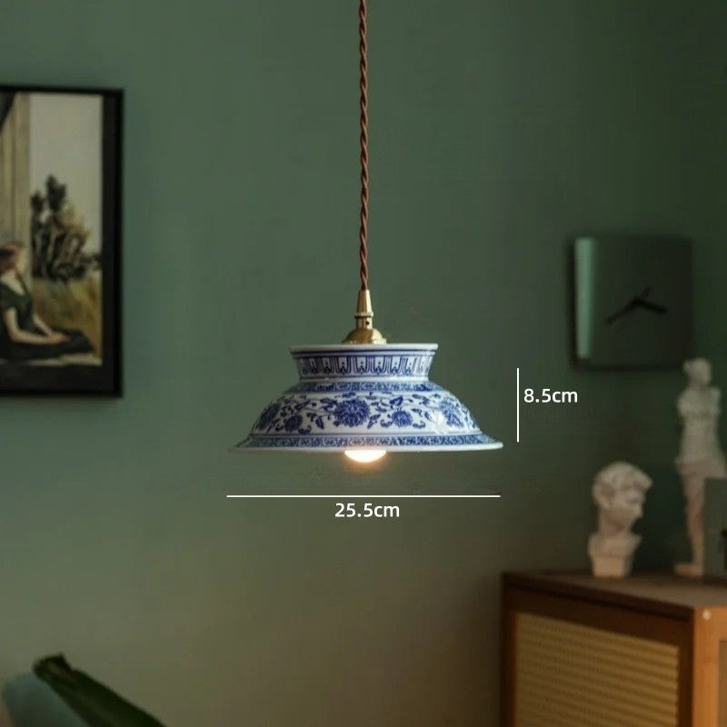 Lampada a sospensione in ceramica bianca e rame con LED