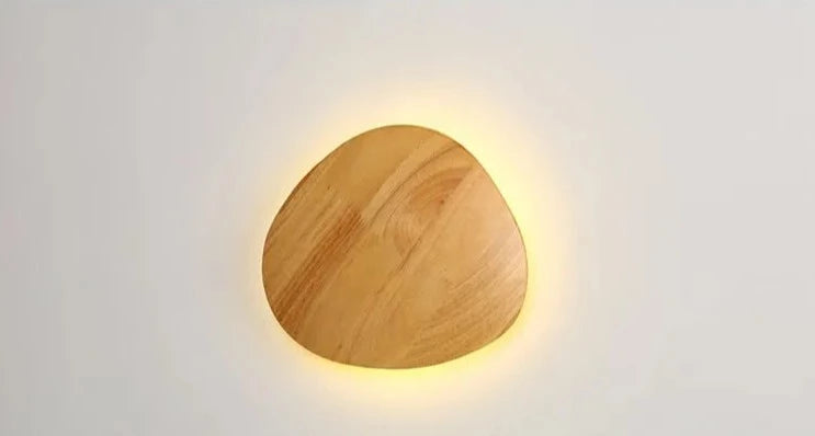 Modern wooden wall lamp
