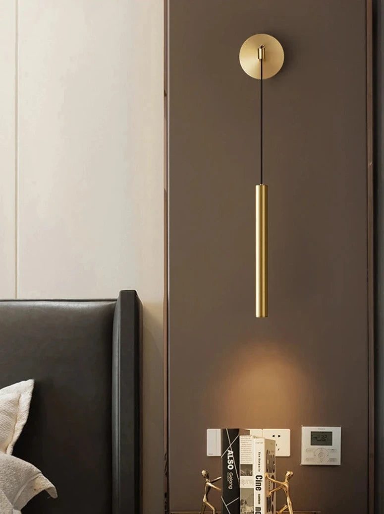 Adjustable bedside sconce
