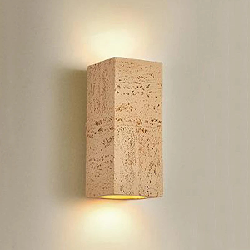 Wabi sabi cement wandlamp
