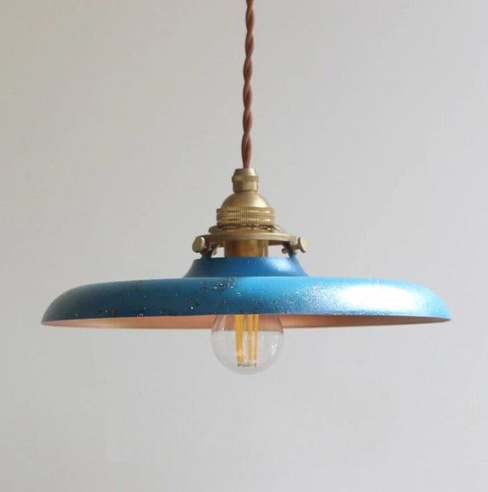 Industrial vintage pendant light