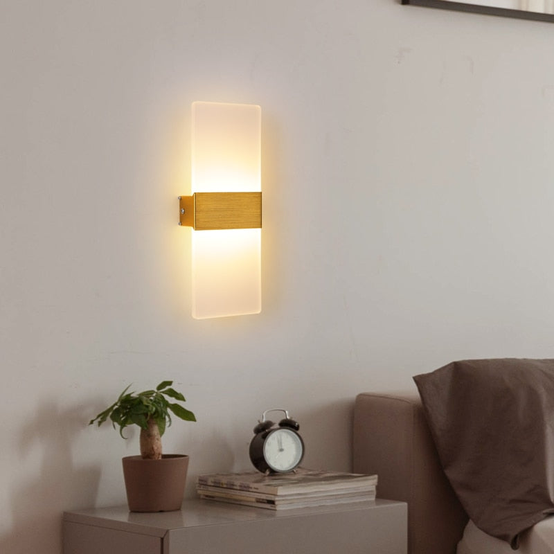 Moderne slaapkamer wandlamp