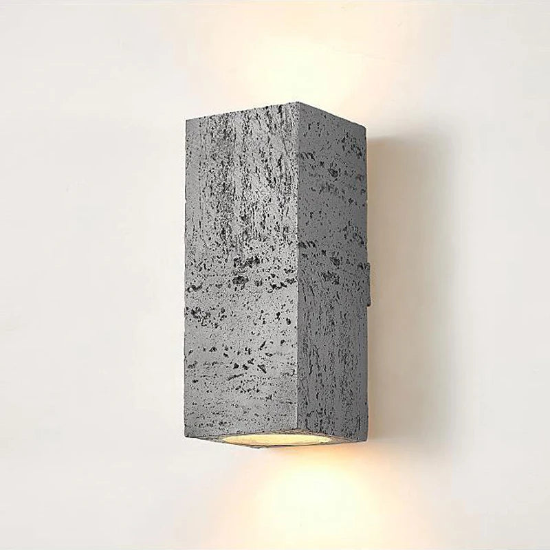 Wabi sabi cement wandlamp
