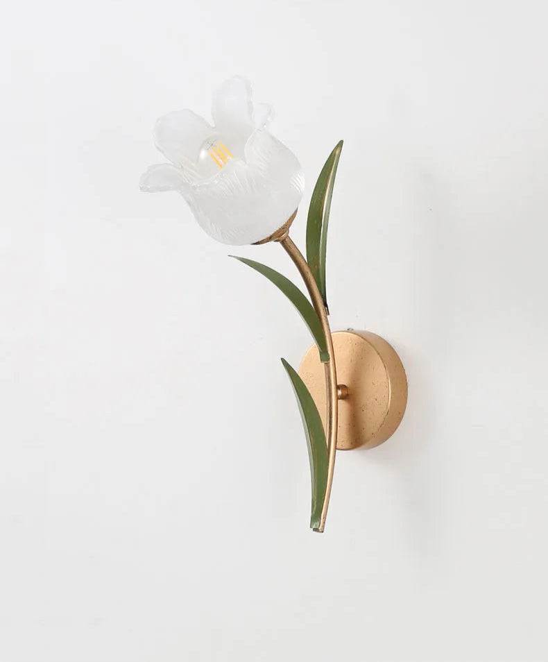 Single-head French Pastoral LED Wall Sconce with brass mount and floral glass shade, perfect for homestay or hallway lighting.