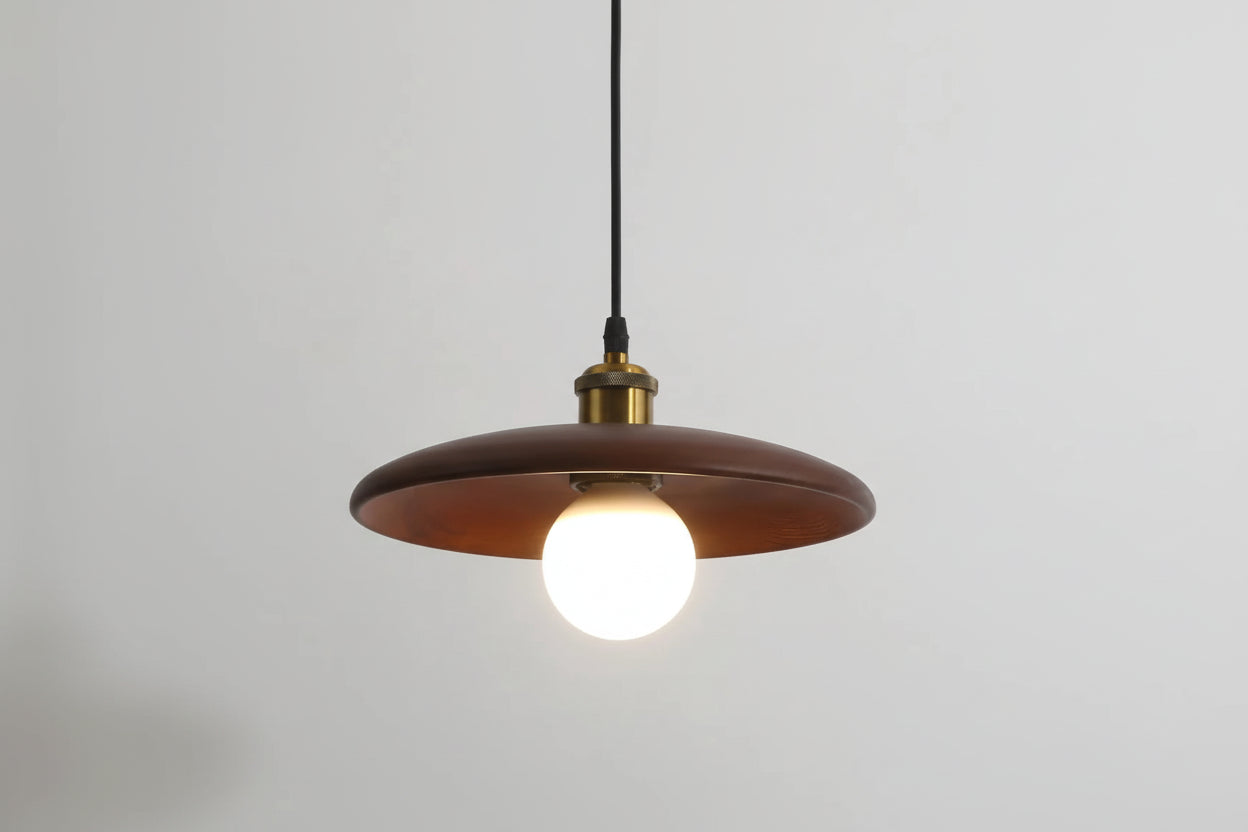 Suspension en bois nordique