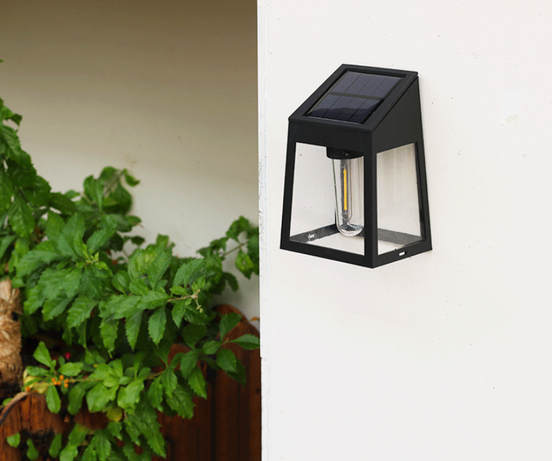 MODERNO vägglampa med solceller