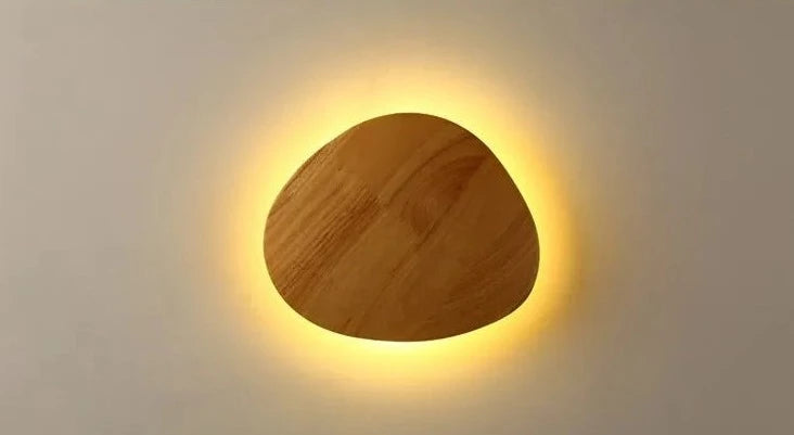 Modern wooden wall lamp