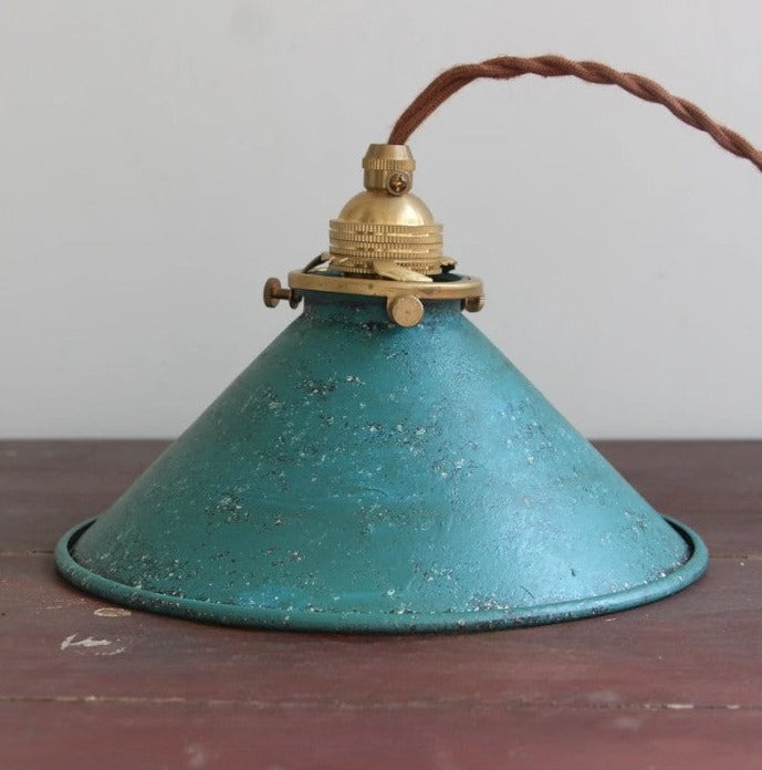 Industrial vintage pendant light