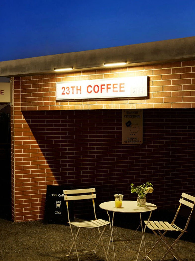Villa Solar Wall Light