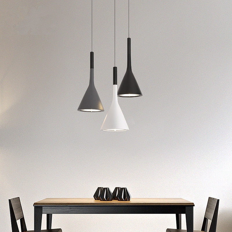Wabi-Sabi Triangel Pendellampa