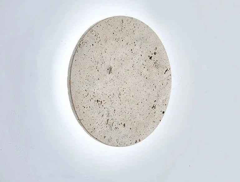 Aplique redondo de travertino