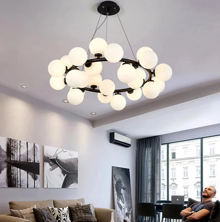 Nordischer Glühbirnen-Kronleuchter für das Esszimmer