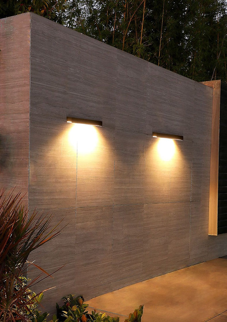 Villa Solar Wall Light