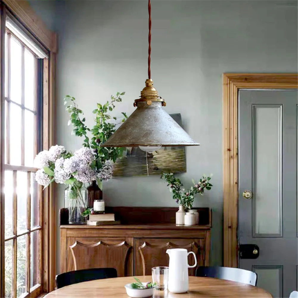 Industrial vintage pendant light