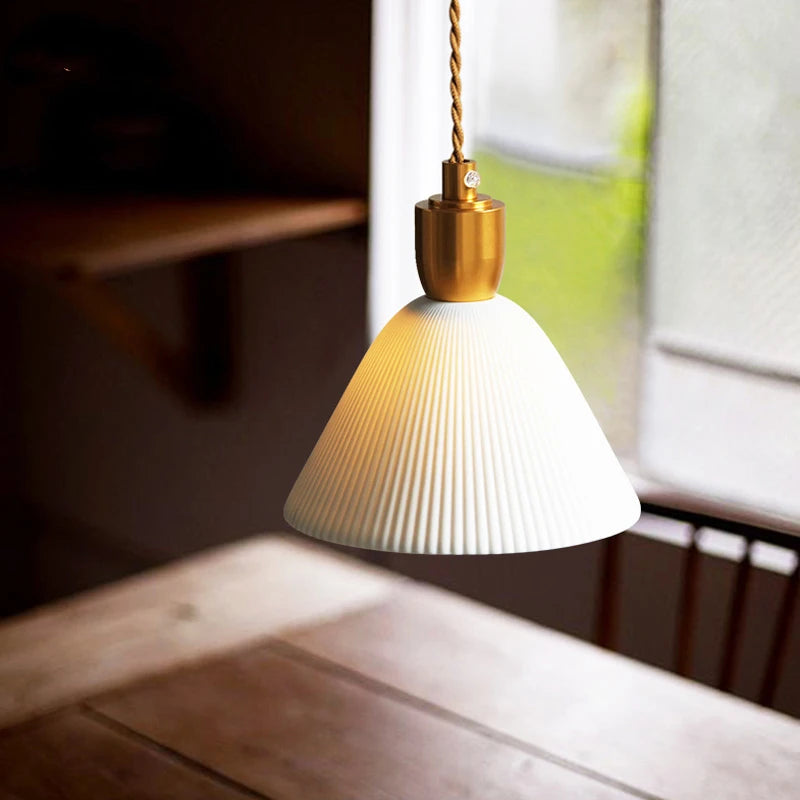 Dining ceramic pendant light