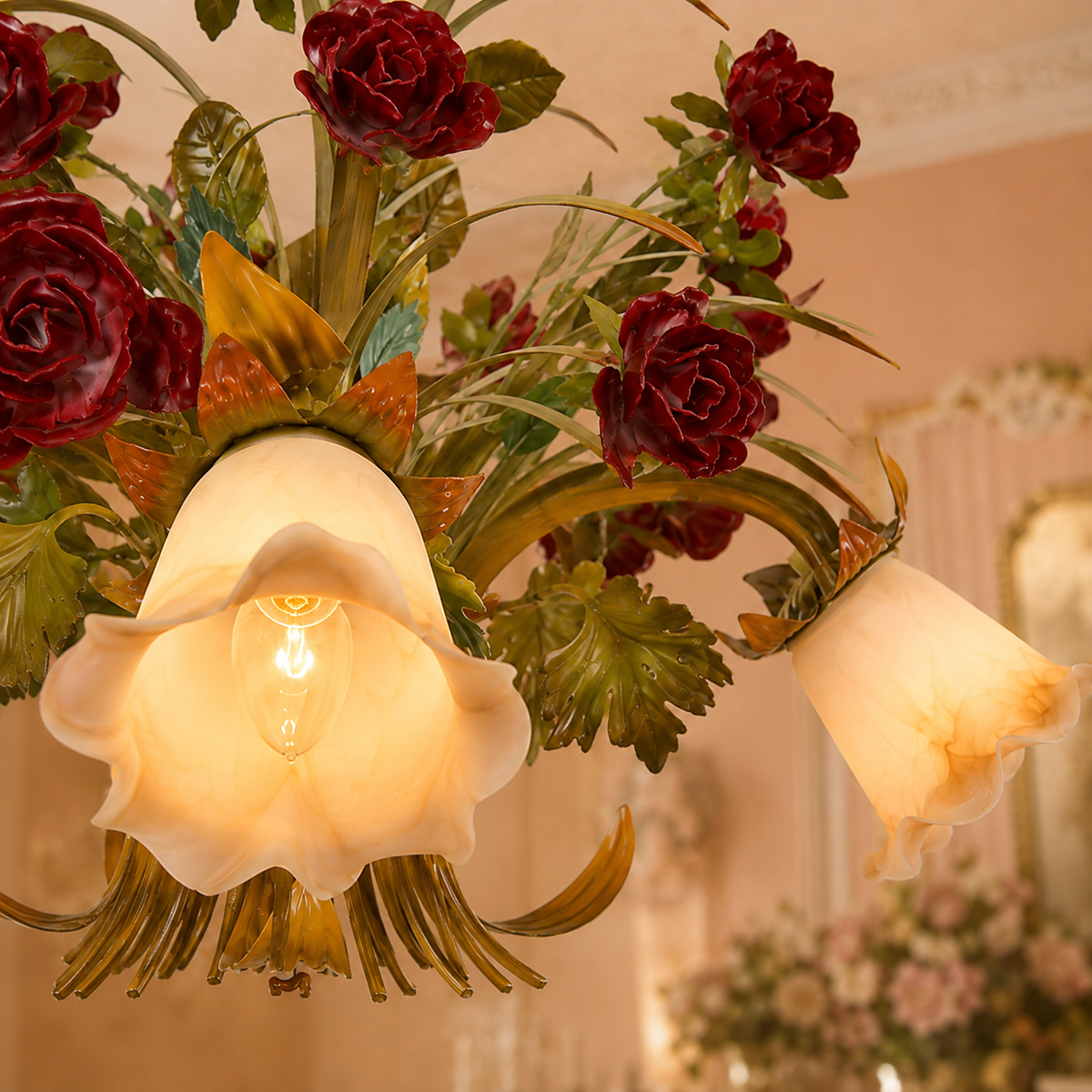 Taklampa med blommig glasrosett