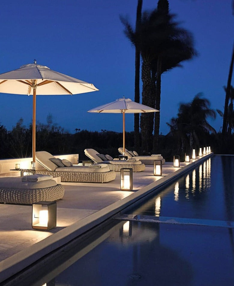 Premium Yard Lamp