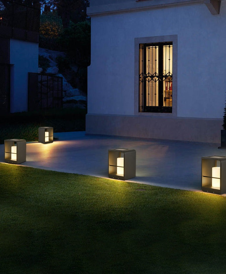 Premium Yard Lamp