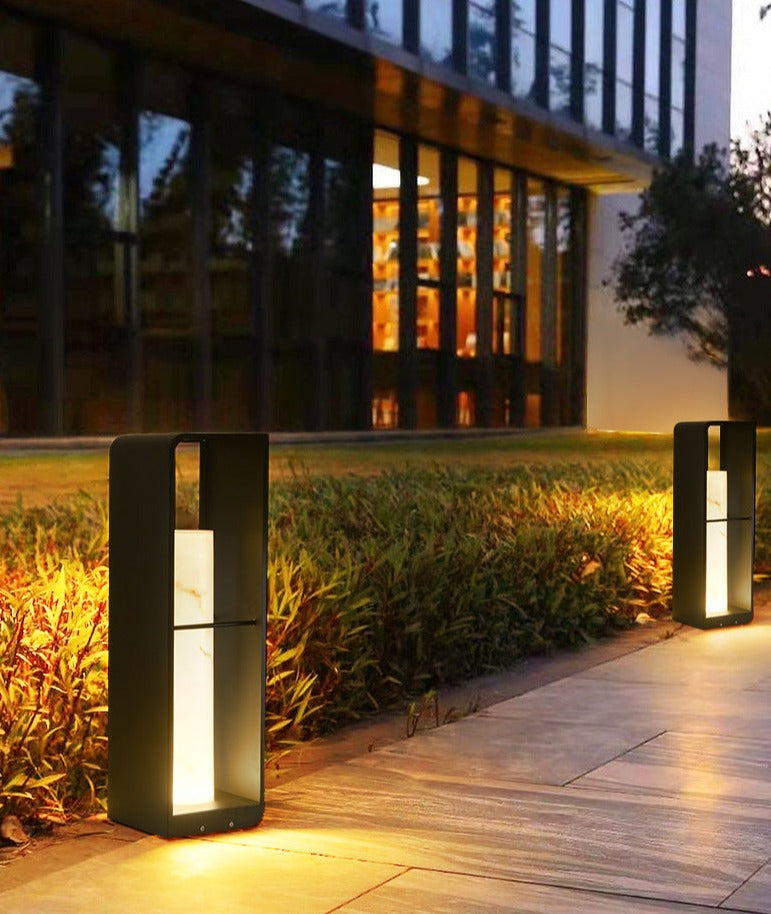Premium Yard Lamp