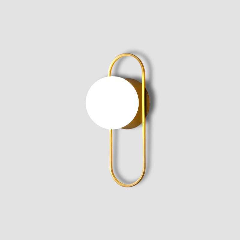 Wandlamp met Scandinavische lamp