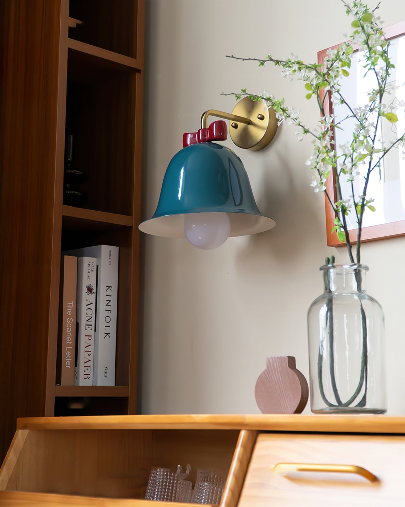 Lampe murale en forme de cloche