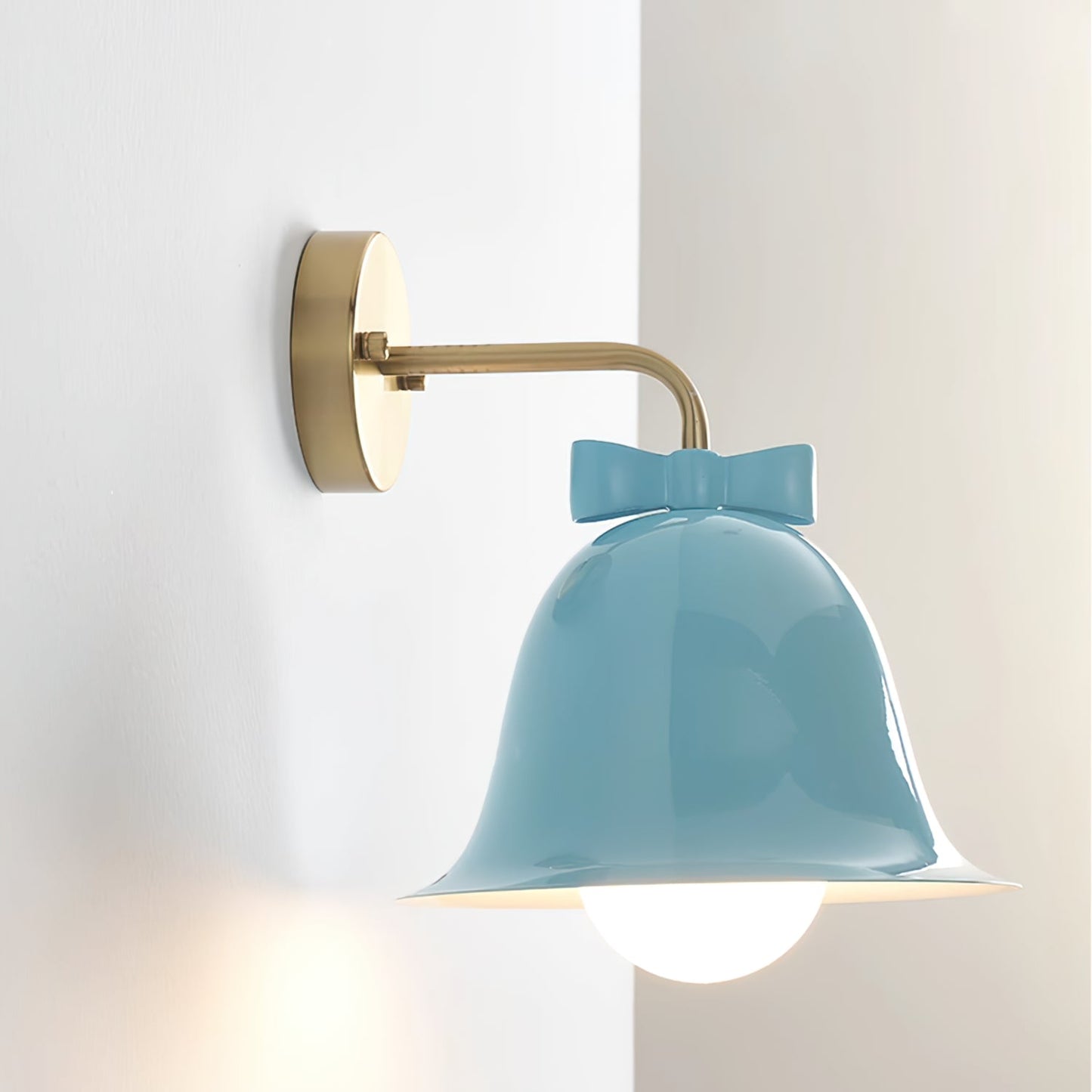 Lampe murale en forme de cloche