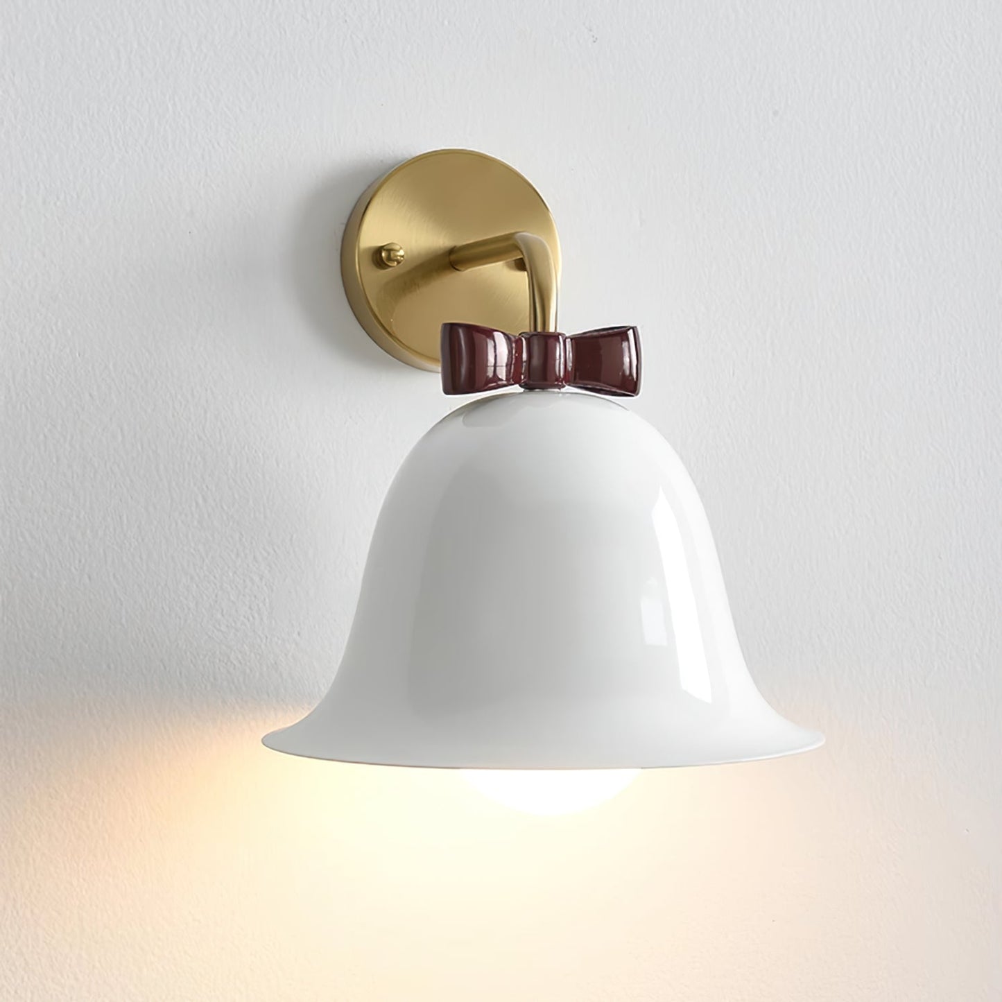 Lampe murale en forme de cloche