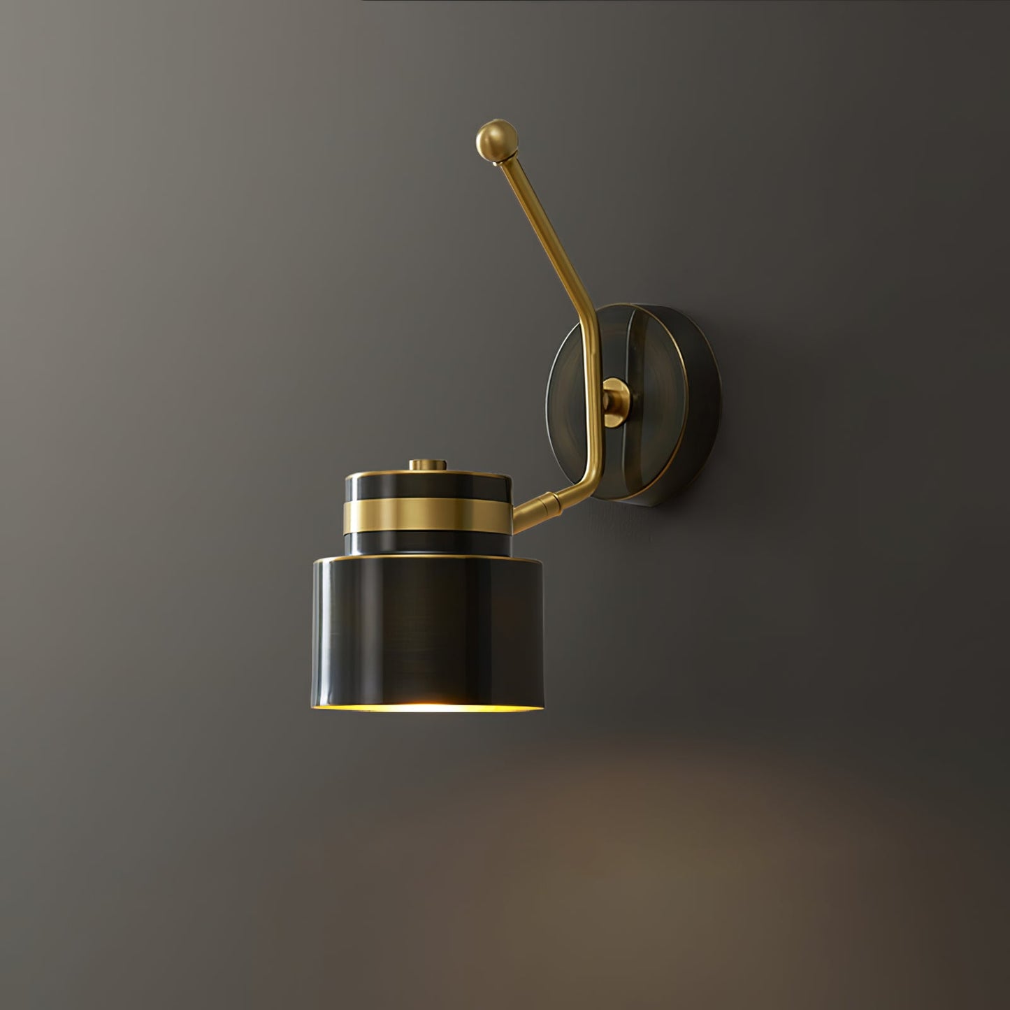 Lámpara de pared negra brillante