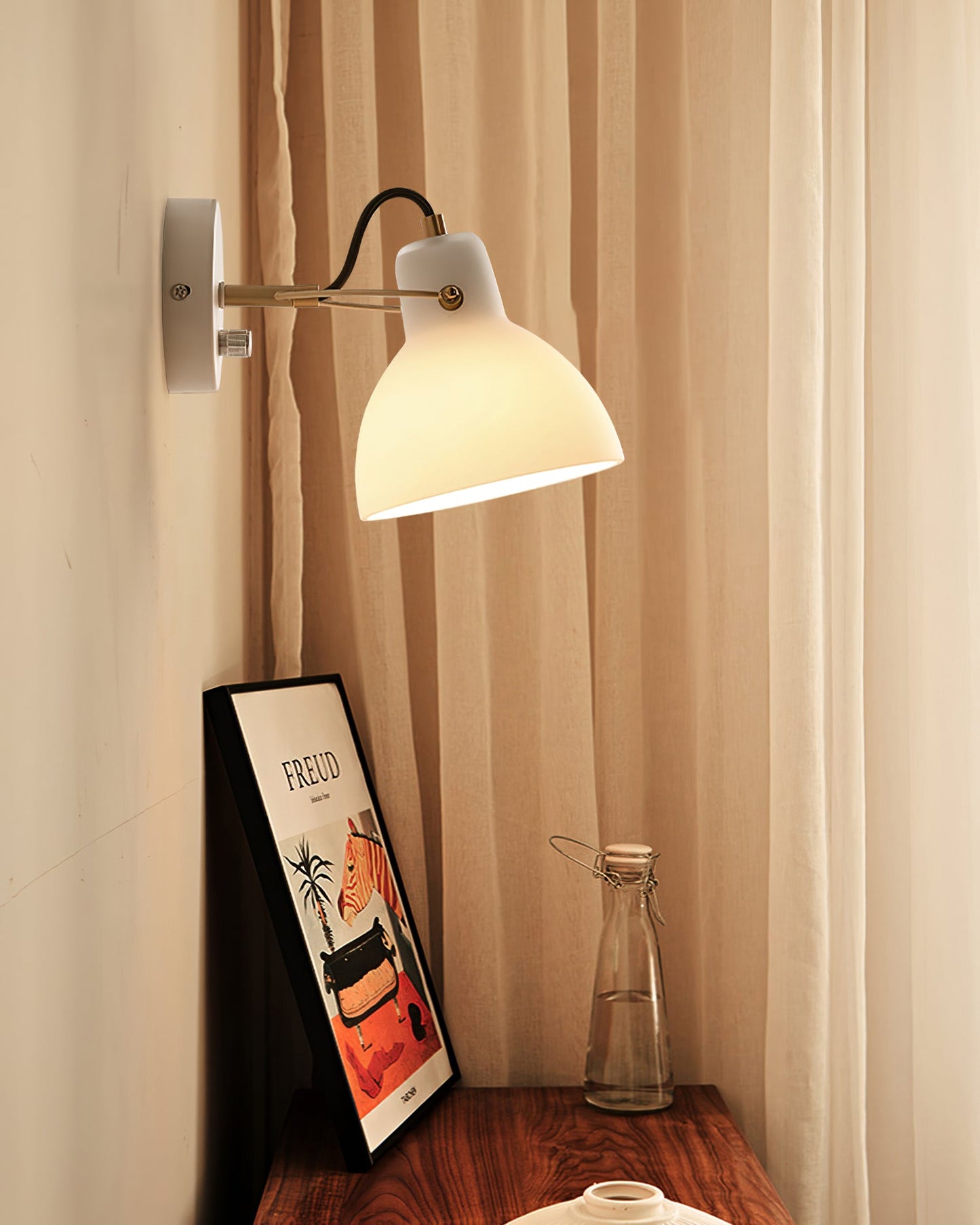 Lampe murale blanche