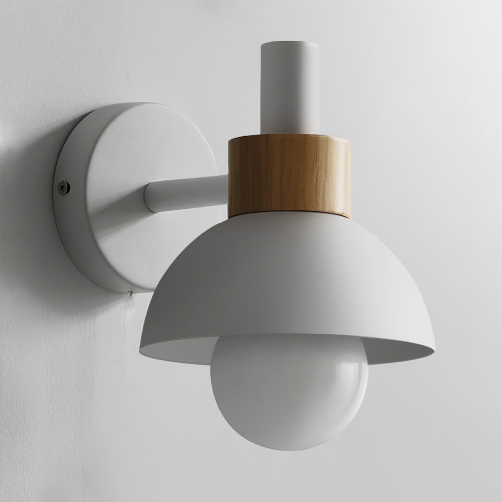 Lampe murale minimaliste en bois
