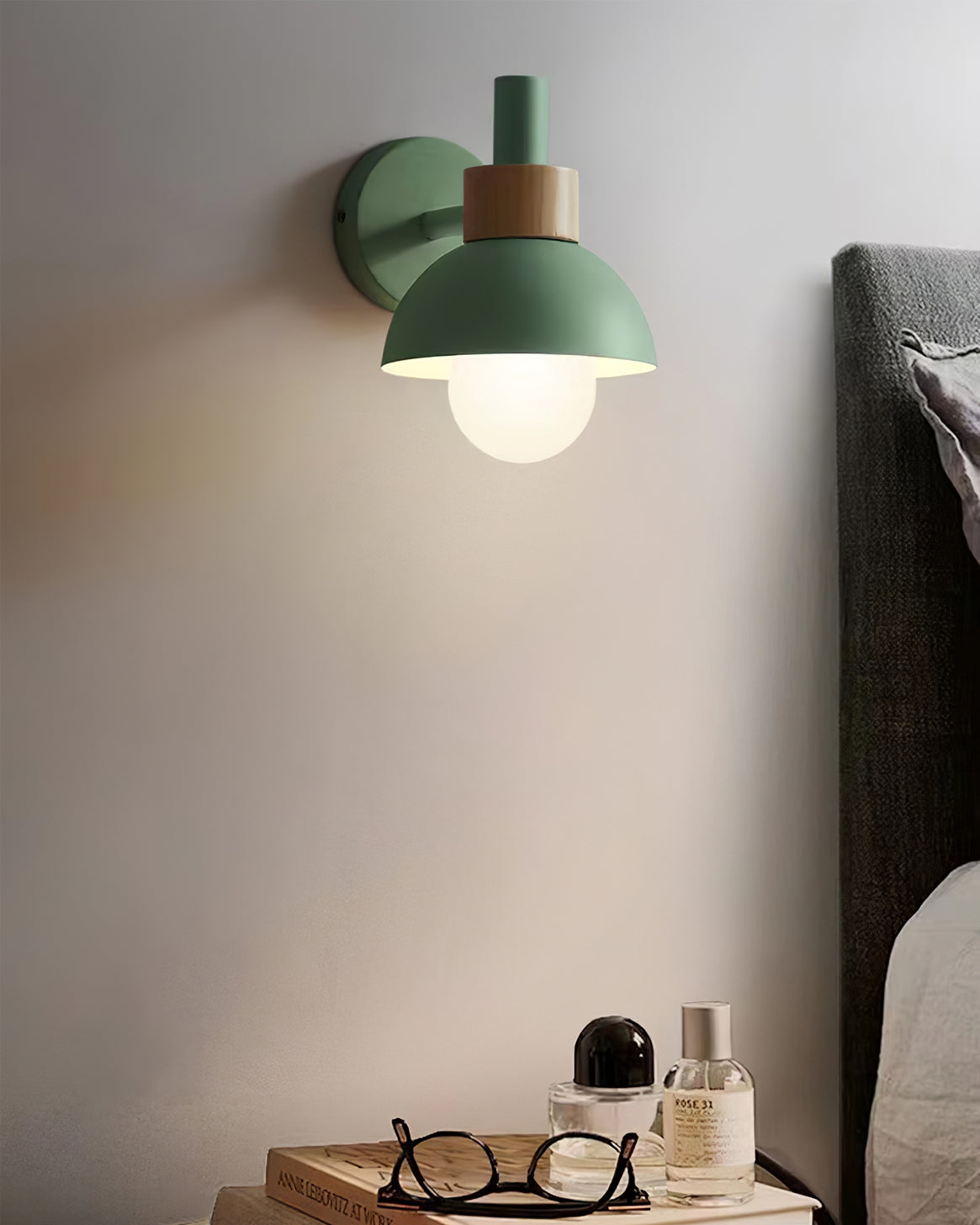Lampe murale minimaliste en bois